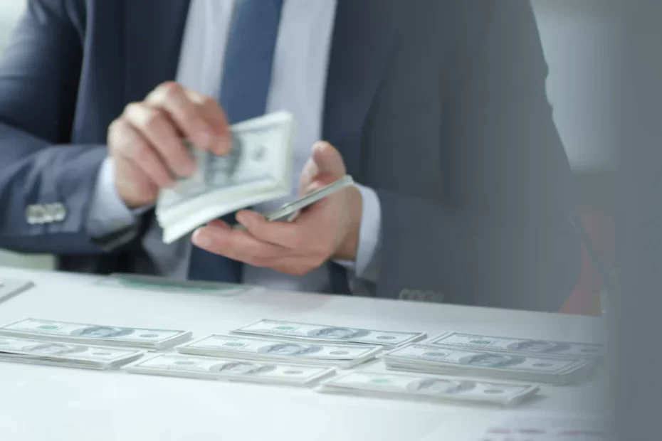 10 Essential Money Management Tips for Beginners